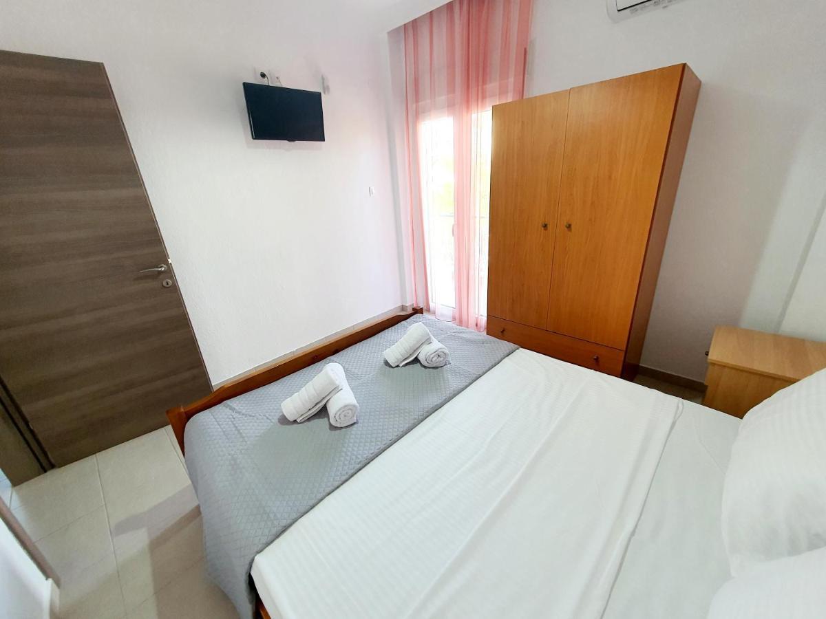 Cozy & Cool Apartment N1 30M From Sea Nea Kallikrateia Eksteriør bilde